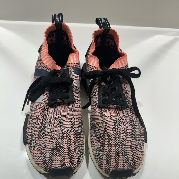 Pink Adidas ultra boosts - Picture 1 of 4